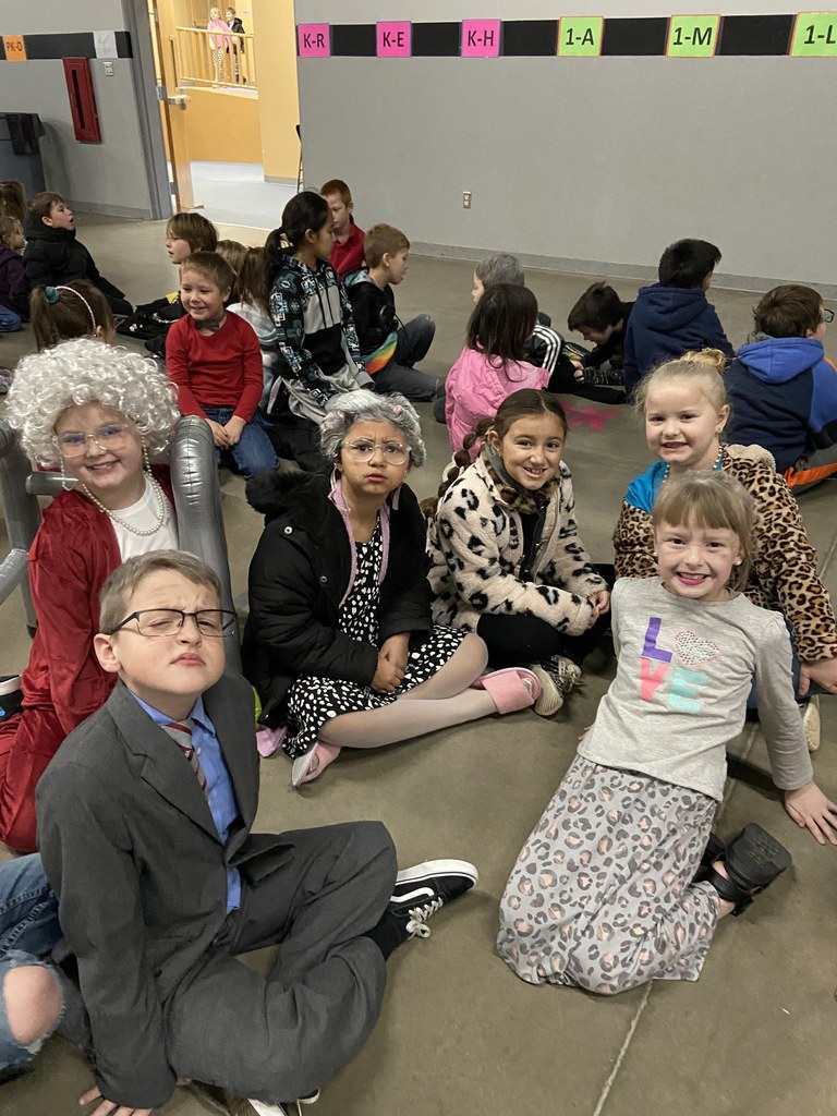 100th day of school: 100 years old